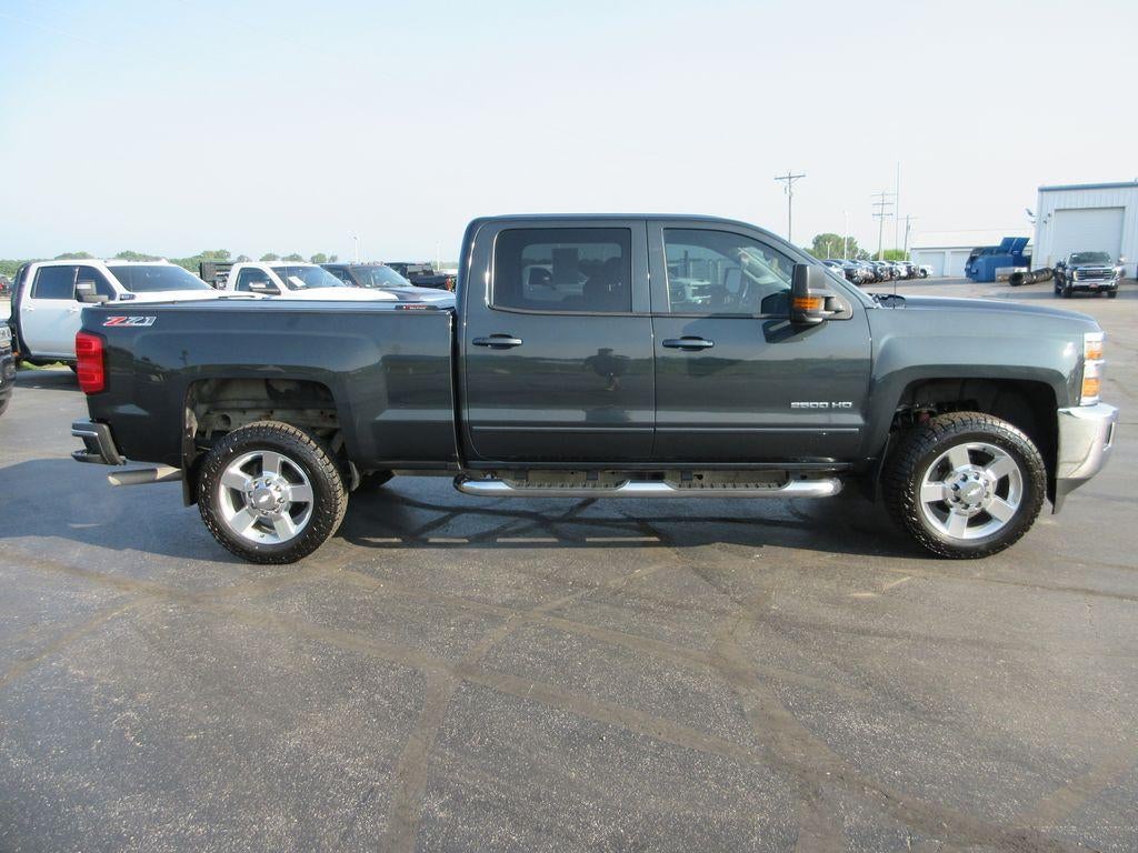 chevrolet silverado 2500hd 2017 1GC1KVEG9HF110250 image chevrolet silverado 2500hd 2017 1GC1KVEG9HF110250 image